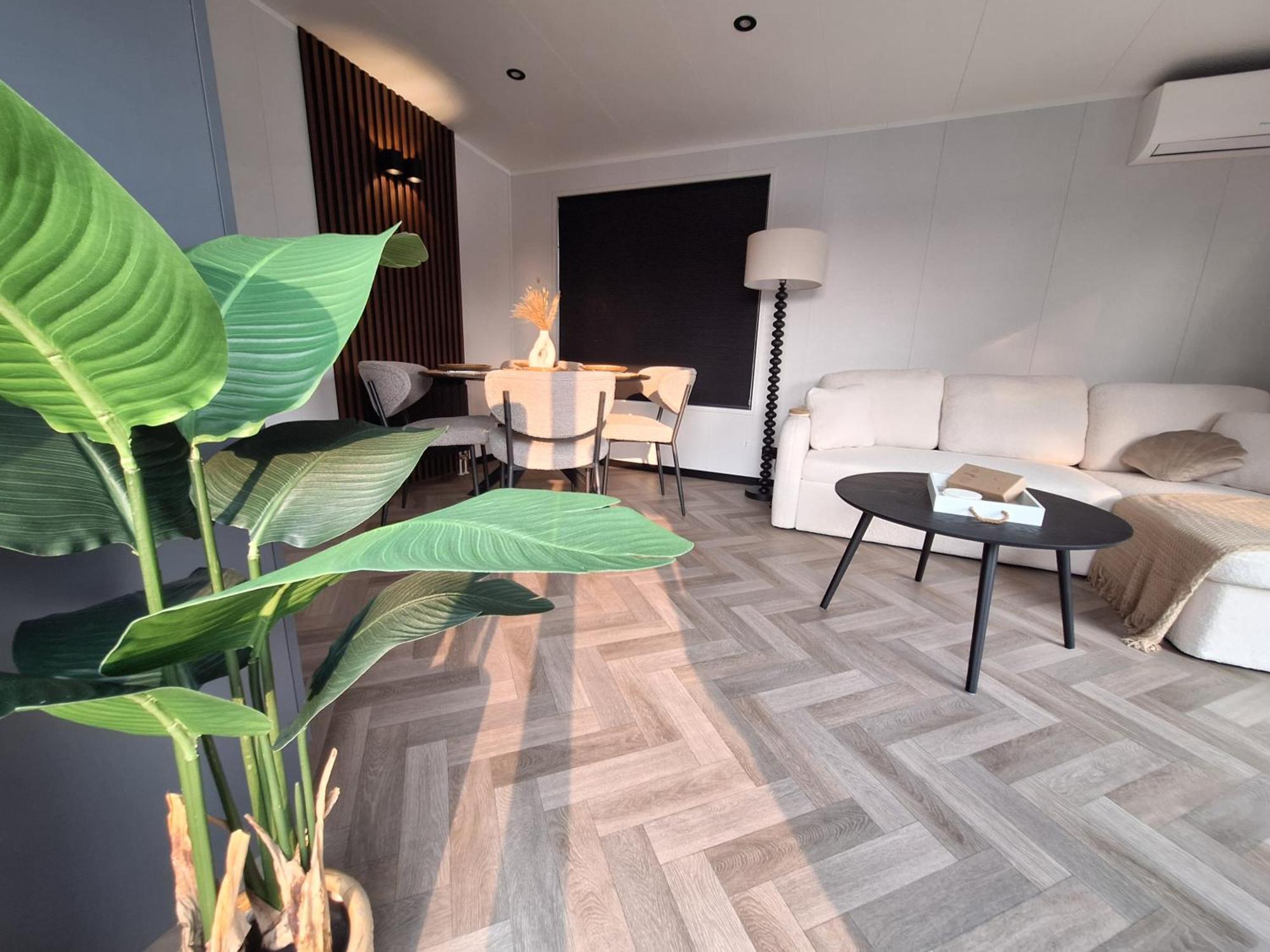 'Relax Lodge Sea' - Wellness Lodge In Zeeland - Private Sauna - Airco - Garden - Outdoor Swimming Pool - Free Wifi, Towels & Bed Linen Heinkenszand Exterior foto